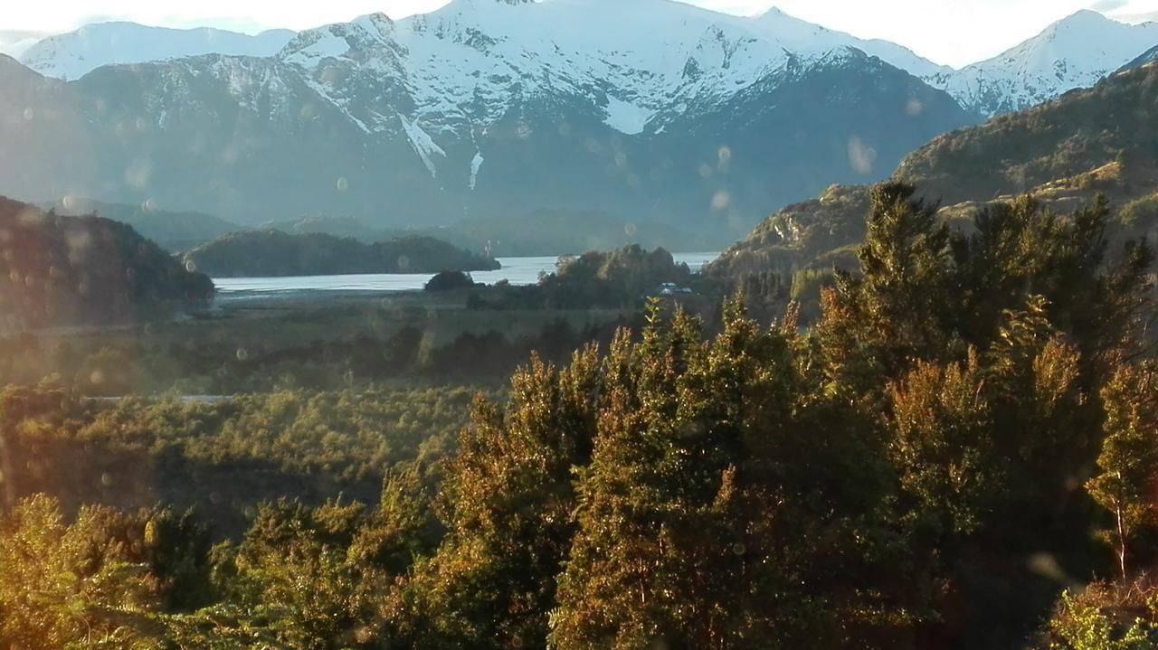 Cabanas Lomas Del Salto Hotel Puerto Chacabuco Eksteriør billede